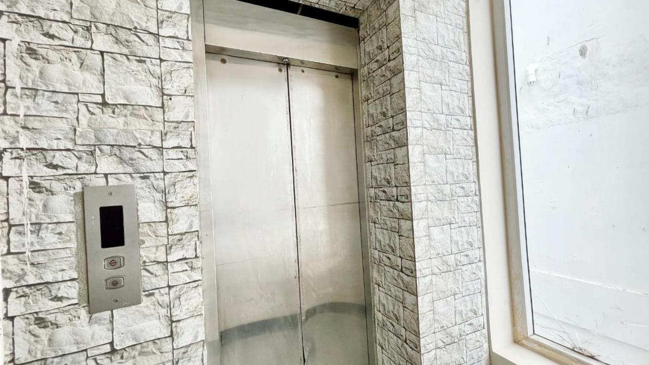 Subham In Near Sea And Jagannth Temple - Restaurant And Lift - Parking Facilities - Fully Air Conditioning - In 4*